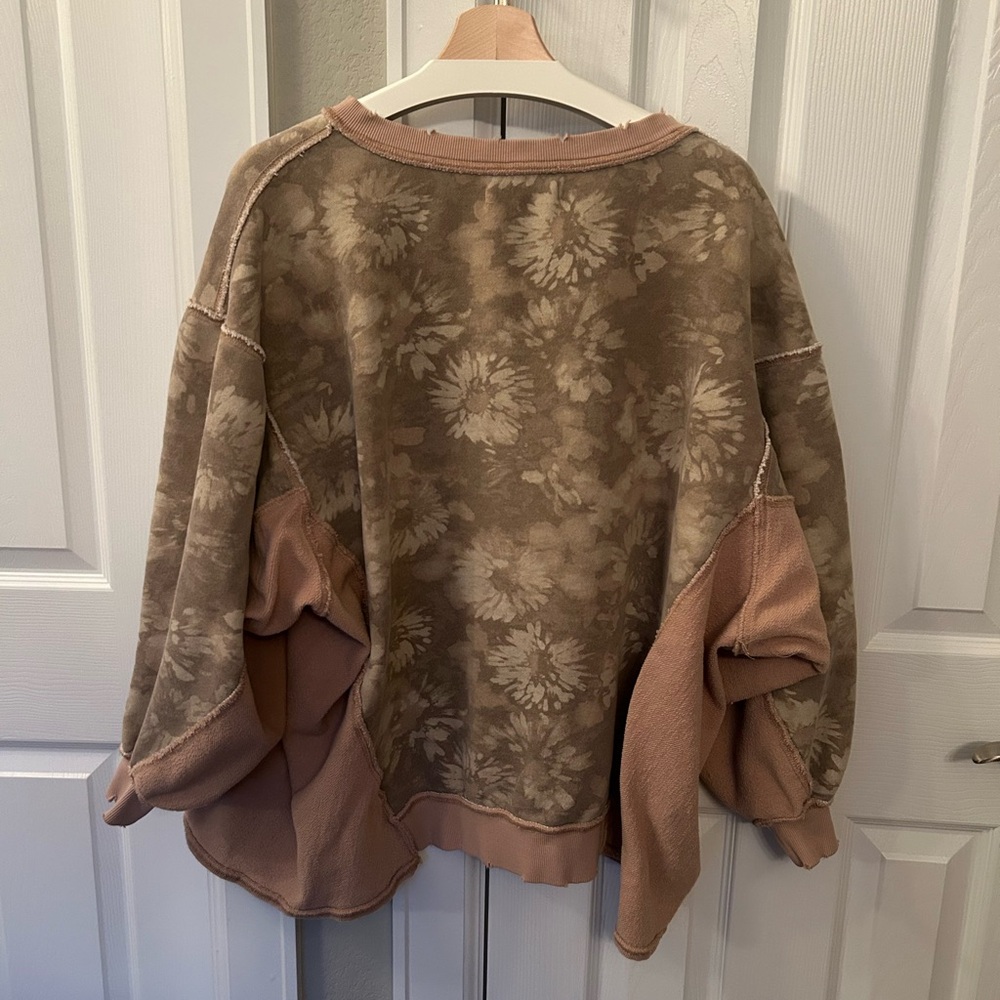 We The Free Tan Floral Heart Patch Sweatshirt - Picture 2 of 5
